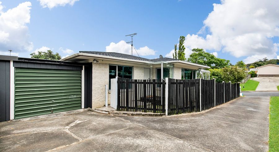  at 1/32 Simon Ellice Drive, Bayview, Auckland