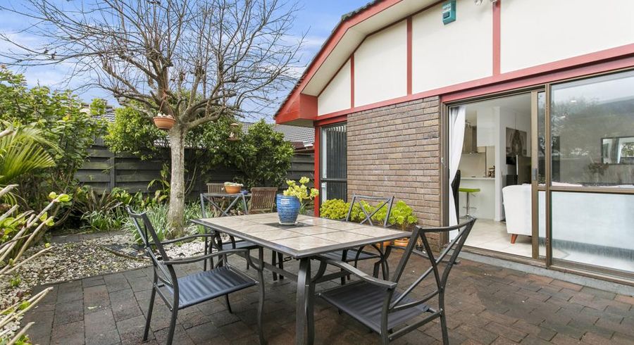  at 2/73 Hattaway Avenue, Bucklands Beach, Auckland