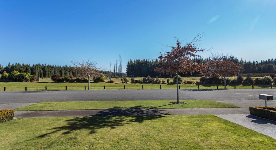  at 90 Rothesay Road, Parklands, Christchurch