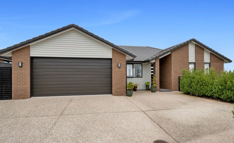  at 2 Te Ranga Memorial Drive, Pyes Pa, Tauranga