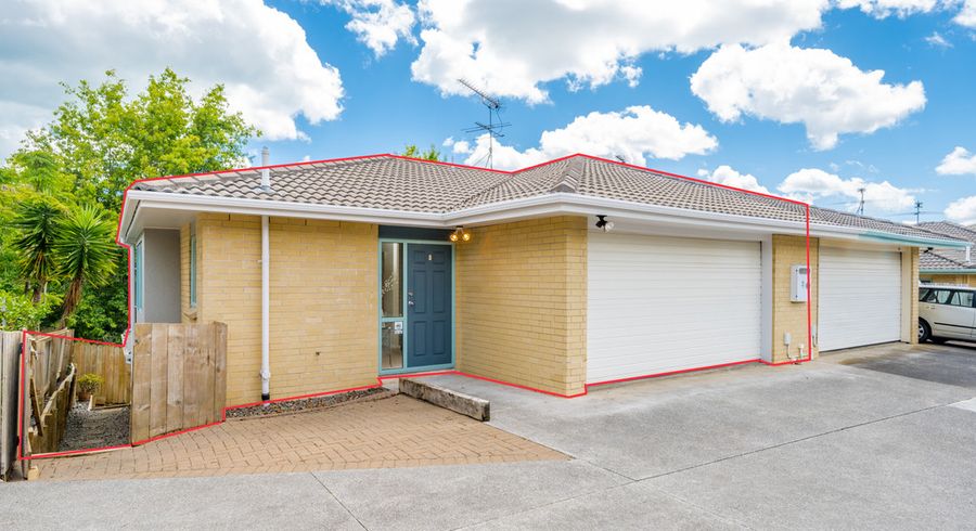  at 5/7 Marbeth Court, Botany Downs, Auckland