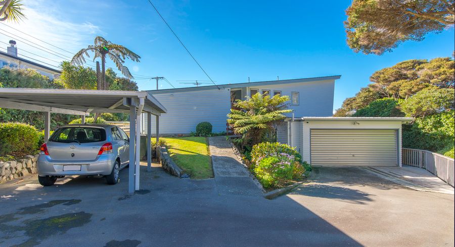  at 28 Spencer Street, Crofton Downs, Wellington