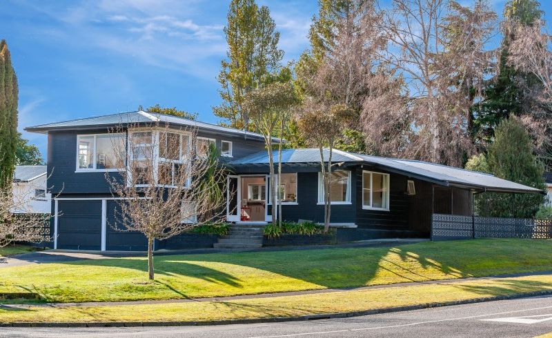  at 77 Marina Terrace, Kinloch, Taupō