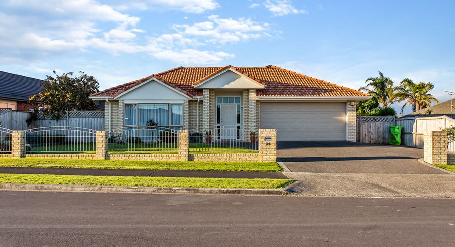  at 24 Moss Crescent, Takanini, Auckland