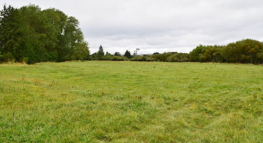 at 214 Pukemiku Road, Mangamutu, Pahiatua