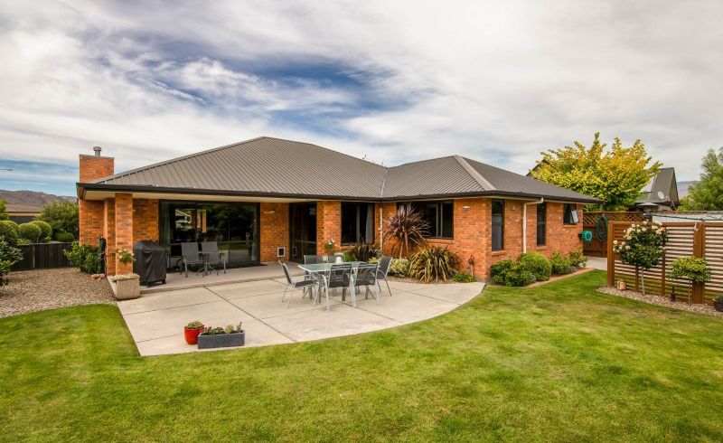  at 3 Spruce Close, Alexandra, Alexandra