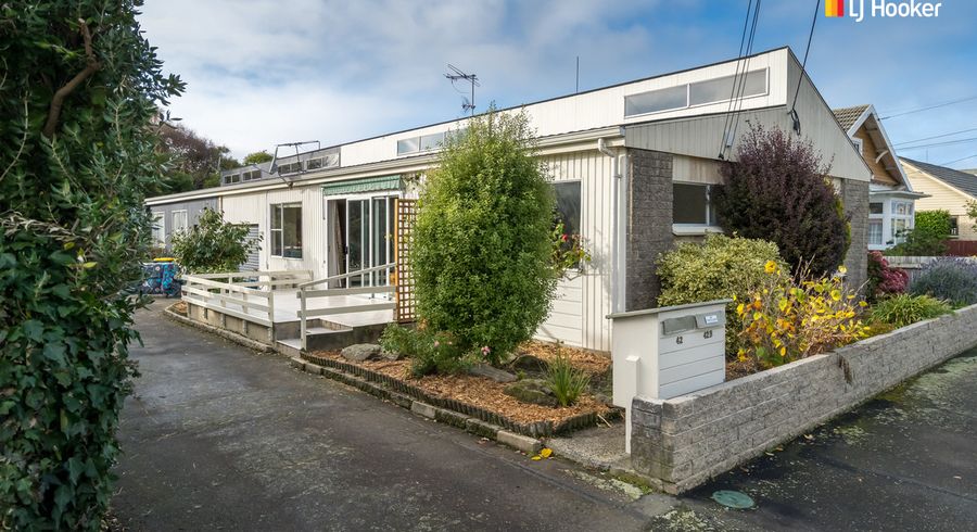  at 42A Beach Street, Saint Clair, Dunedin