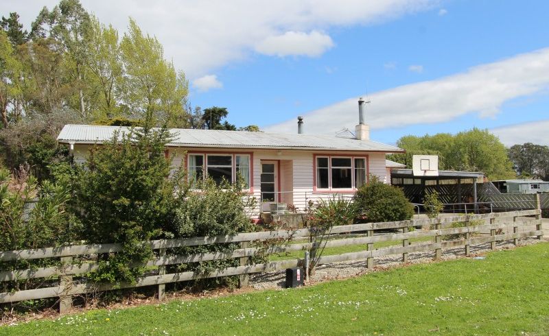 at 31 Cambridge Street, Pahiatua