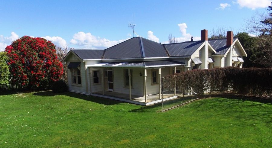  at 1644 Cheltenham Hunterville Road, Waituna West