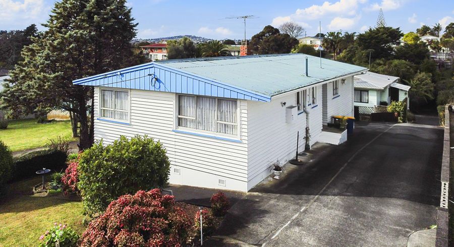  at 9 Kelwyn Road, Kelston, Auckland