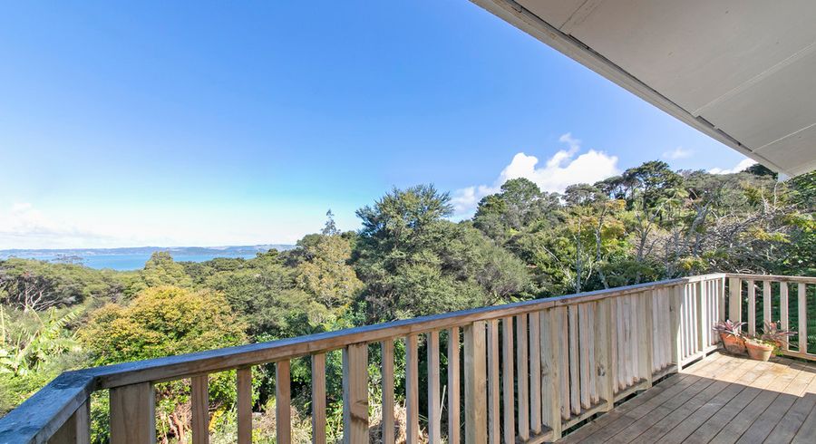  at 153 Victory Road, Laingholm, Auckland