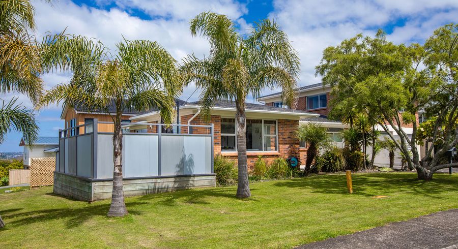  at 23 Mcbreen Avenue, Northcote, Auckland
