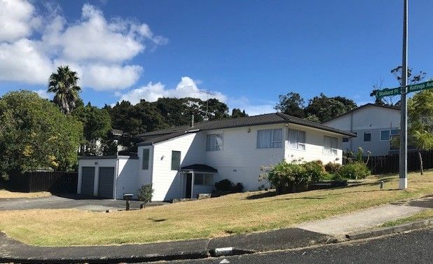  at 2 Stallard Place, Glen Eden, Auckland