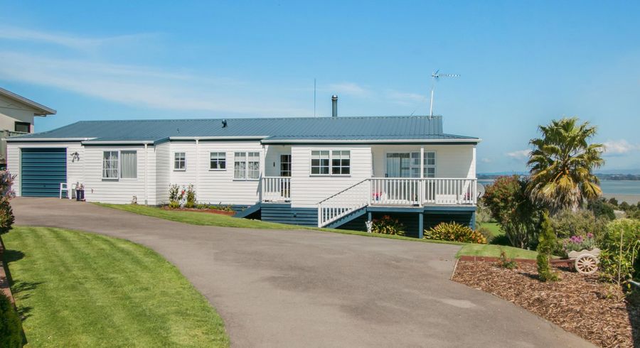  at 8 Adela Stewart Drive West, Athenree, Waihi Beach