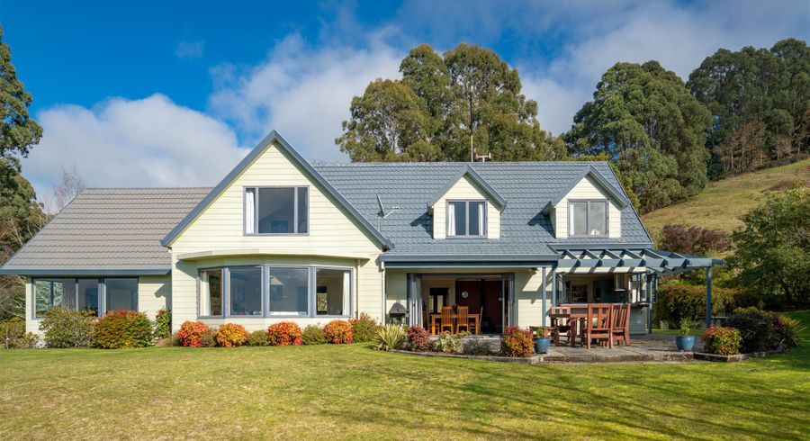  at 25 Te Moenga Park, Acacia Bay, Taupo