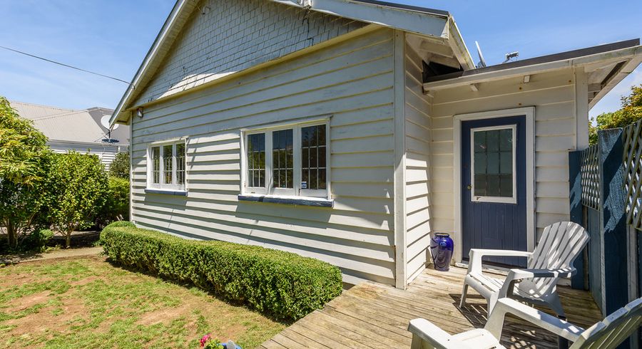  at 15A Raine Street, Karori, Wellington
