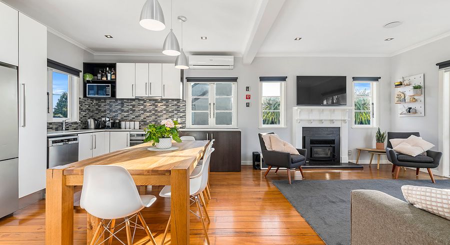  at 34 Nile Road, Milford, Auckland
