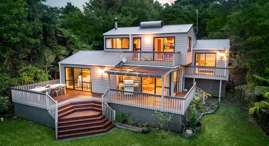  at 39 Turanga Road, Henderson Valley, Auckland