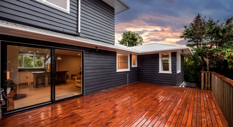  at 8 Foster Crescent, Belmont, Lower Hutt