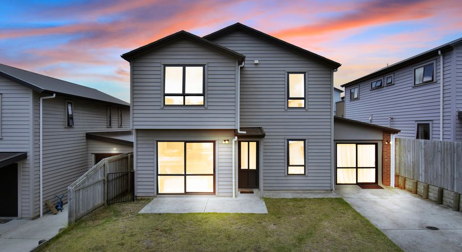  at 6 Kohi Kai Place, Weymouth, Auckland