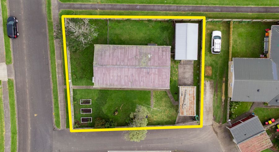  at 74 Cranmere Crescent, Mangere East, Auckland