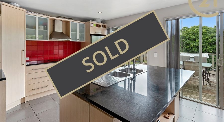  at 3 Scott Road, Stanmore Bay, Whangaparaoa