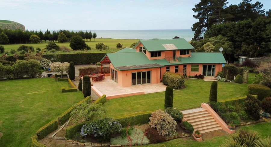  at 192 Beach Road, Awamoa