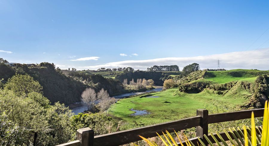  at 465 Mangorei Road, Highlands Park, New Plymouth