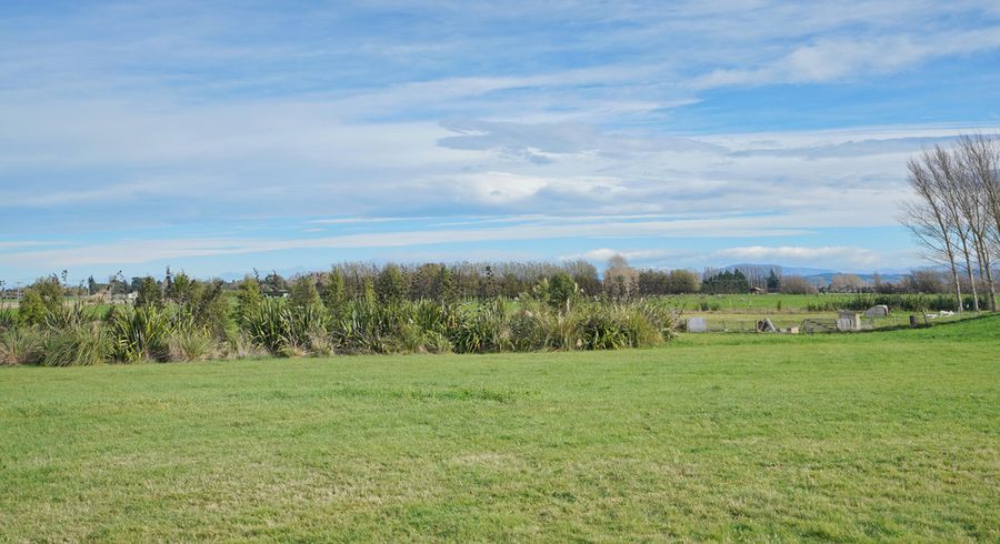  at 25 Northside Drive, Waikuku, Rangiora