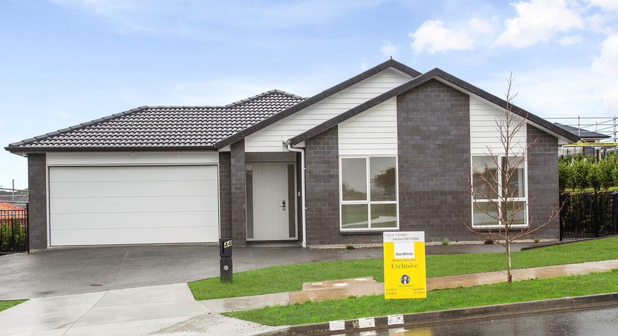  at 44 Twin Parks Rise, Papakura, Papakura