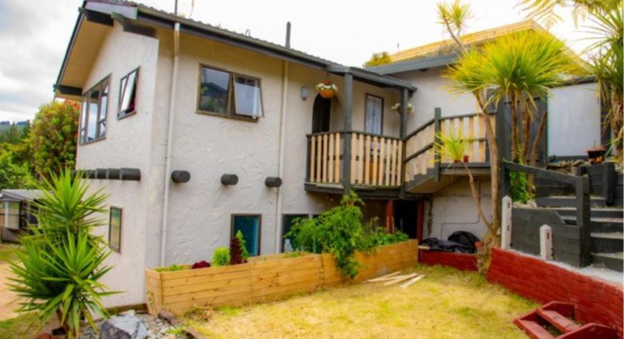  at 2/61 Kingsley Street, Stokes Valley, Lower Hutt