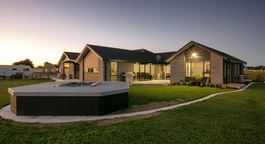  at 46 Seachange Drive, Leamington, Cambridge