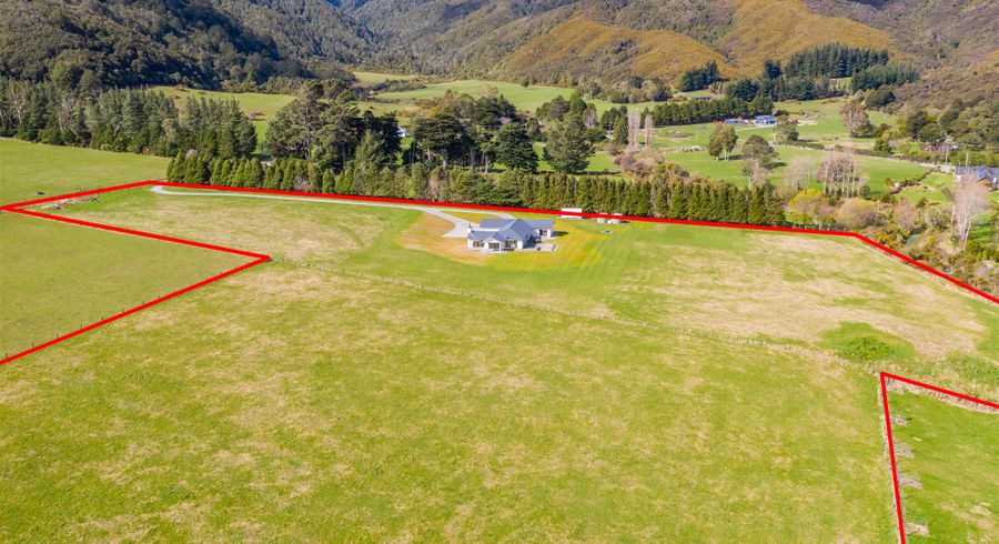  at 319 Marchant Road, Kaitoke, Upper Hutt