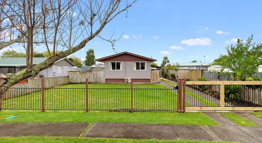  at 4 Bond Street, Huntly, Huntly