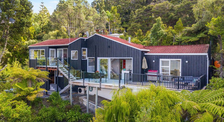  at 27 Takahe Road, Titirangi, Auckland