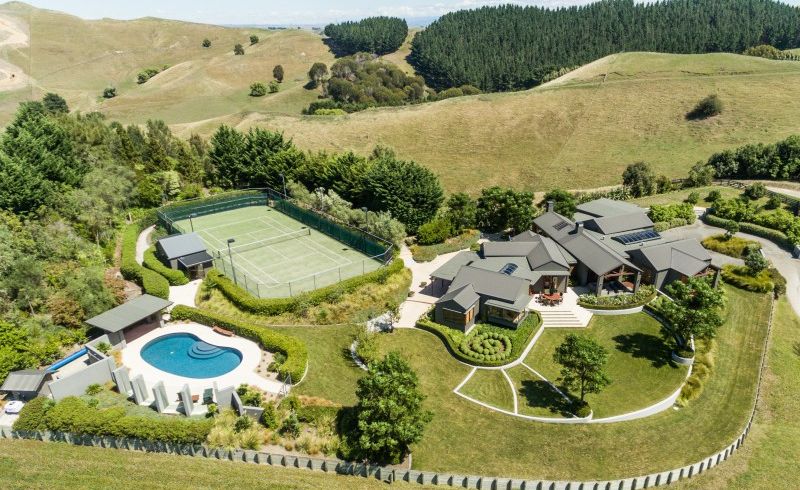  at 10 Te Roera Drive, Taradale, Napier