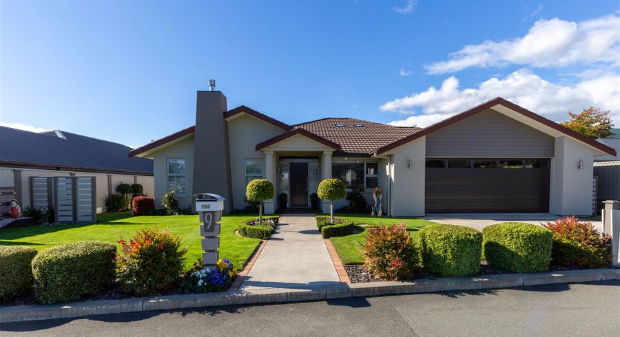  at 9 Concordia Drive, Richmond