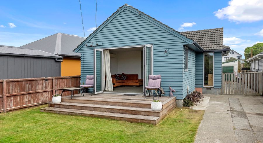  at 281 Marine Parade, New Brighton, Christchurch