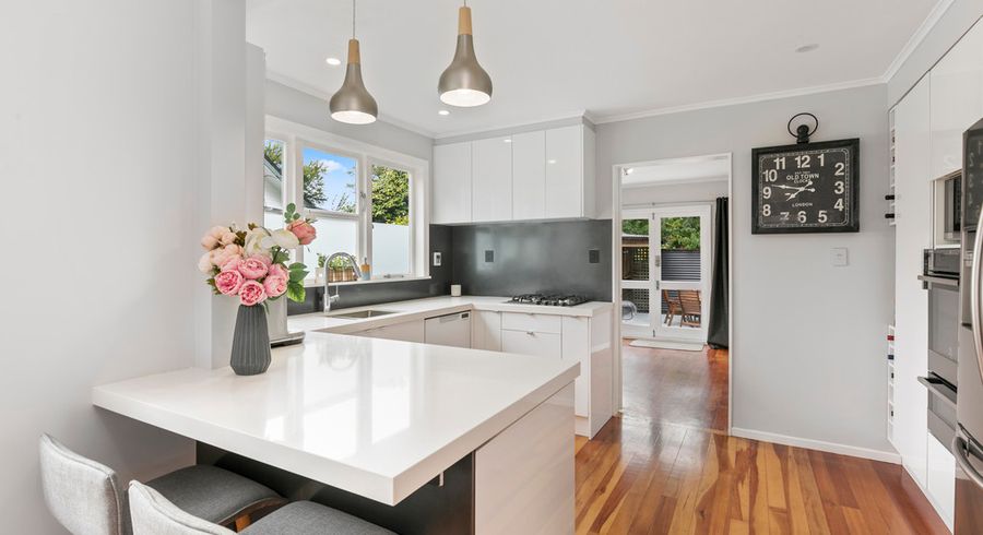  at 10 Avalon Crescent, Avalon, Lower Hutt