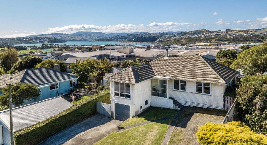  at 3 Aparangi Crescent, Elsdon, Porirua