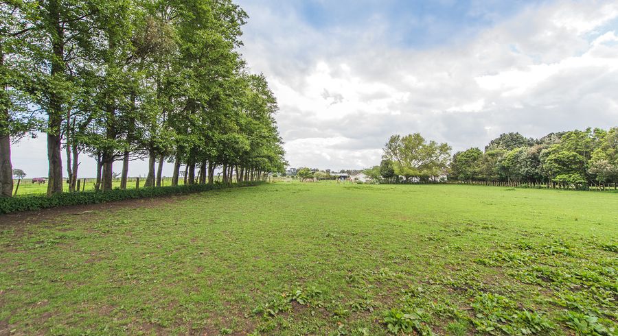 at 375B State Highway 3, Westmere, Whanganui