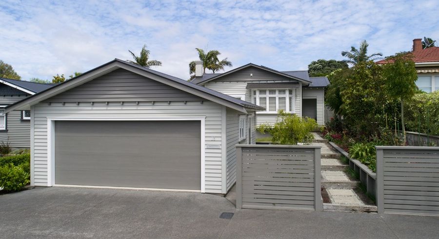 Free property data for 28 Riro Street, Point Chevalier, Auckland ...