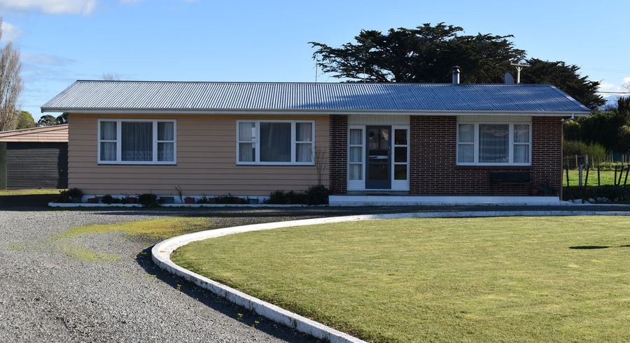  at 64 Chester Road, Clareville, Carterton