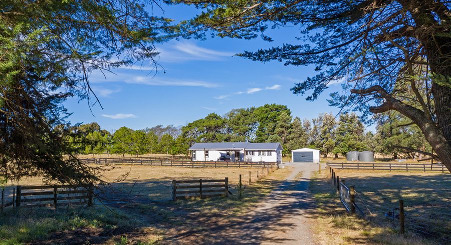  at 92 Chester Road, Clareville, Carterton