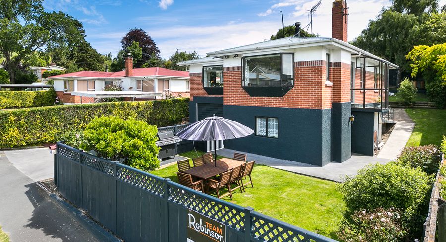  at 35 Elwyn Crescent, Green Island, Dunedin