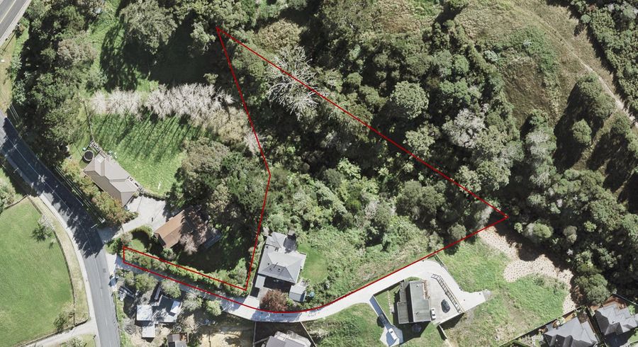  at 5 Taurikura Way, Fairview Heights, Auckland