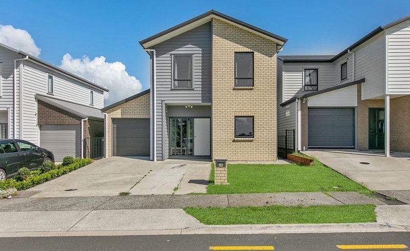 at 38 Kuurae Crescent, Weymouth, Auckland