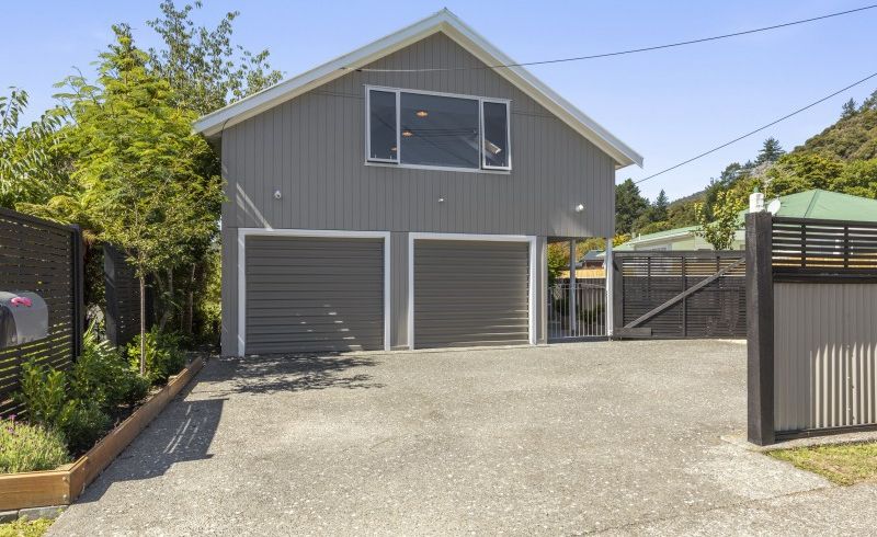  at 43 Poole Crescent, Wainuiomata, Lower Hutt