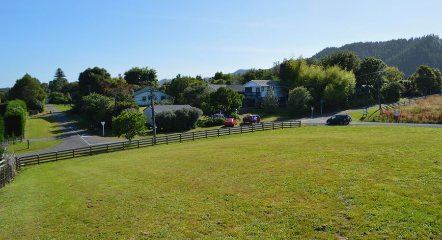  at 2 Honoiti Ranapiri Place, Manakau, Levin