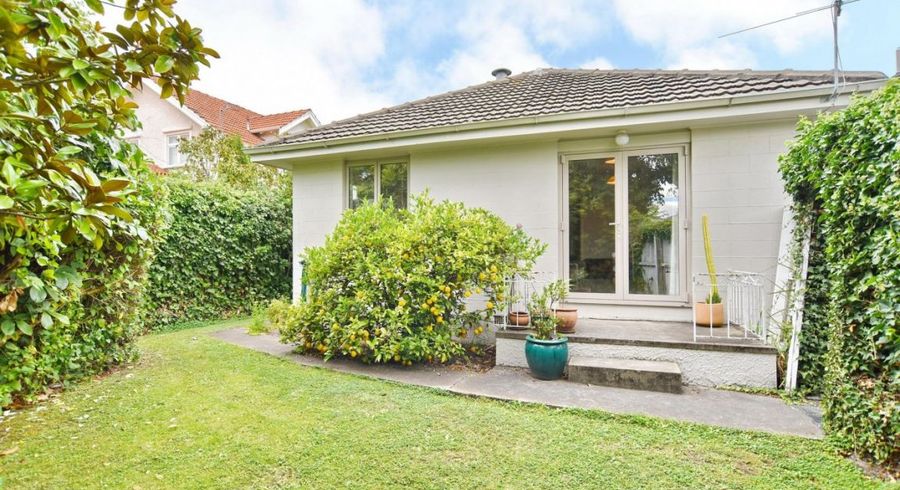  at 2/65 Knowles Street, St Albans, Christchurch